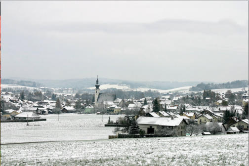Frankenburg war seit dem Jahr 16 nach Christus ein Teil der rmisch Provinz Noricum. Um 600 wanderten Baiern aus dem Bereich Franken ein und rodeten das Gebiet im Hausruck. Zu dieser Zeit entstand der Name Frankenburg. Das Gebiet lag im Ostteil des Herzog